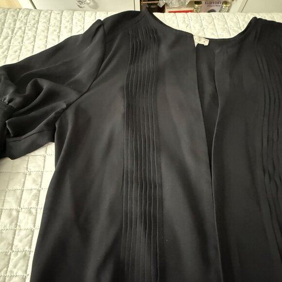 Leith Black Pintuck Long Sleeve Drape Front Blouse Size S Top Made In India - Picture 10 of 13